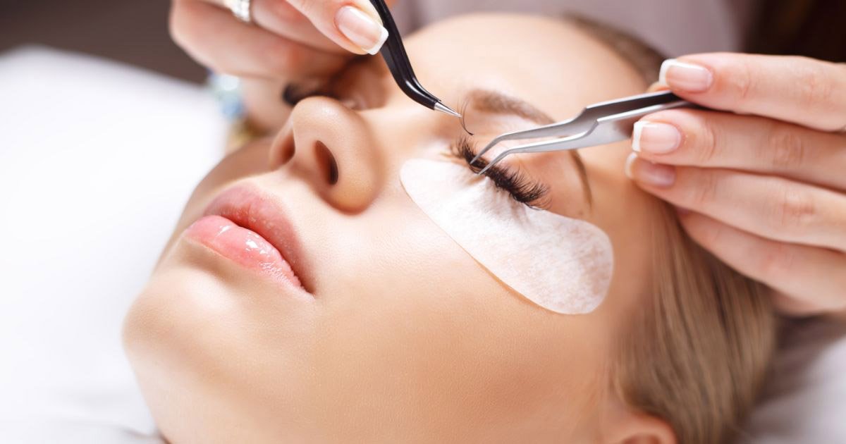 Lash Products | The Science Behind High-Quality